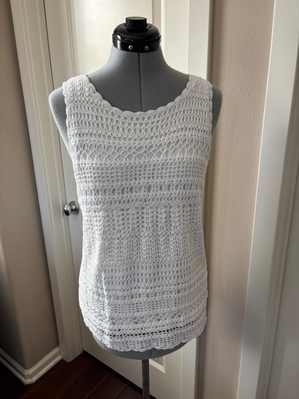 Talbots Crochet Sleeveless Sweater Shell, White, Size M